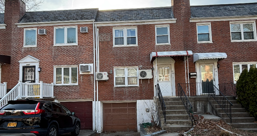 Lawrence  Tin Queens